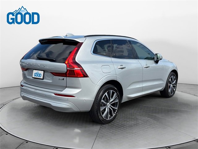 Used 2022 Volvo XC60 B5 Momentum w/ Advanced Package image 5
