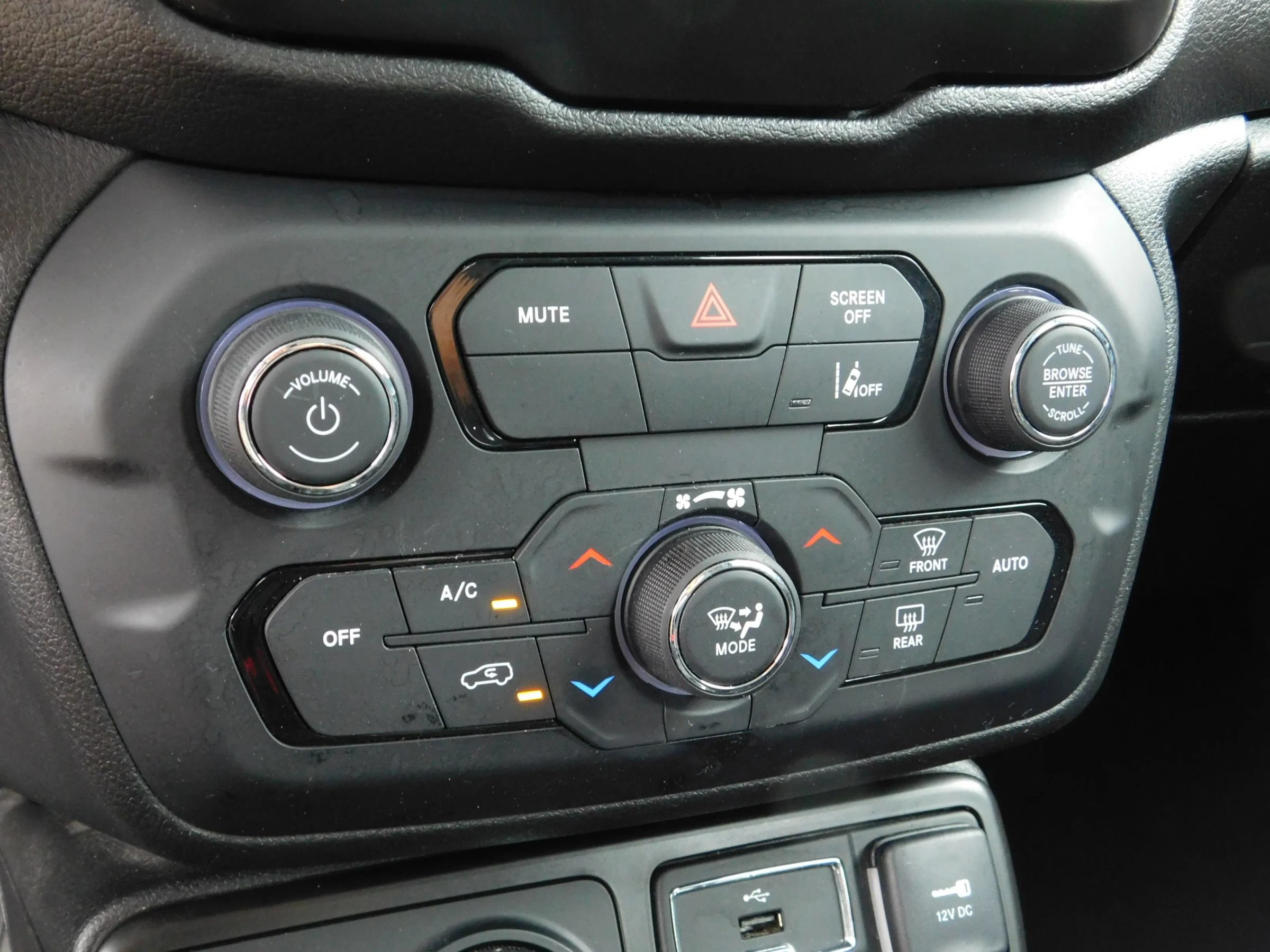 Used 2021 Jeep Renegade Sport AWD/4WD image 19
