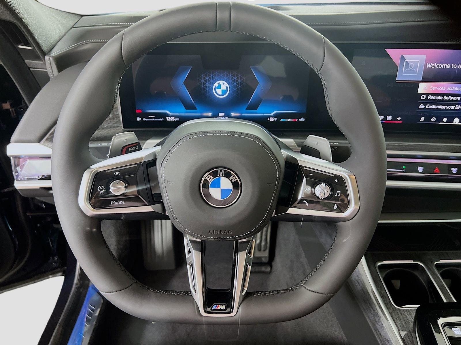 New 2025 BMW 760i xDrive image 13
