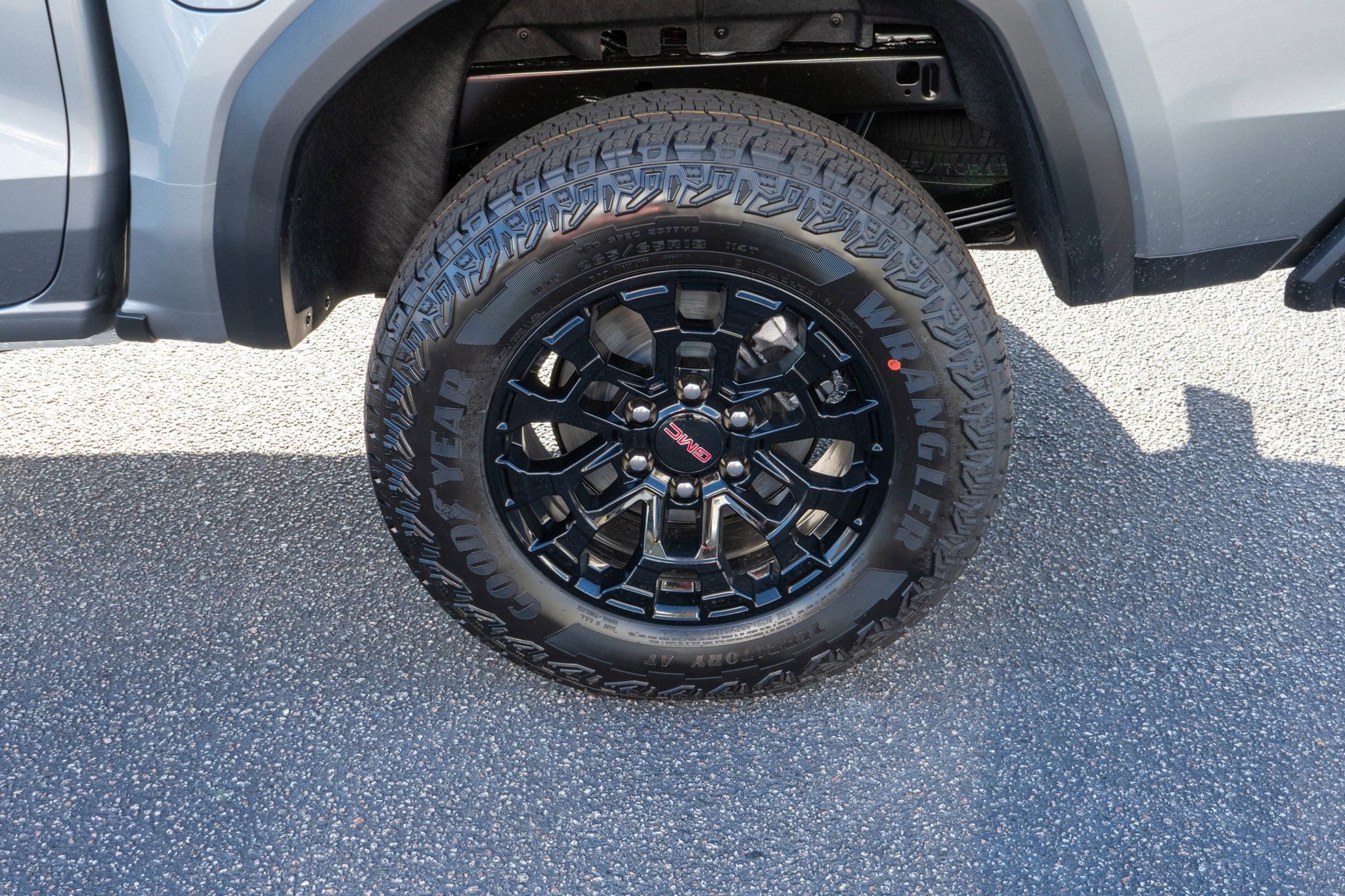 New 2026 GMC Canyon Elevation w/ Convenience Package image 9