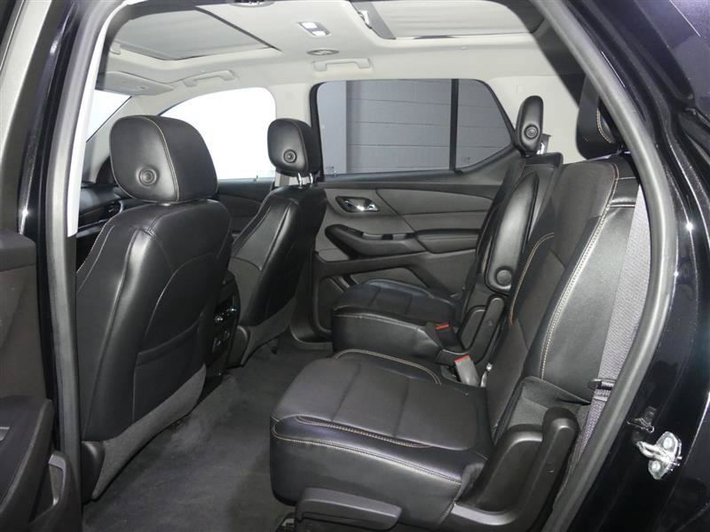 Used 2018 Chevrolet Traverse Premier w/ Redline Edition AWD/4WD image 28