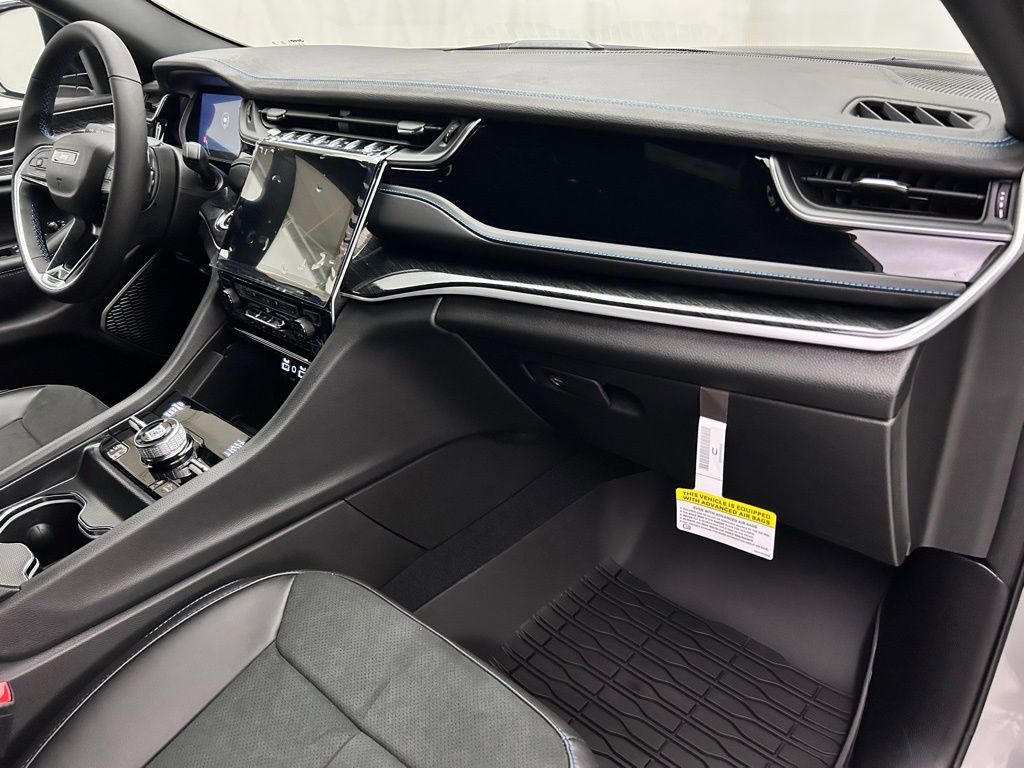 New 2025 Jeep Grand Cherokee Trailhawk w/ Advanced Protech Group II image 29