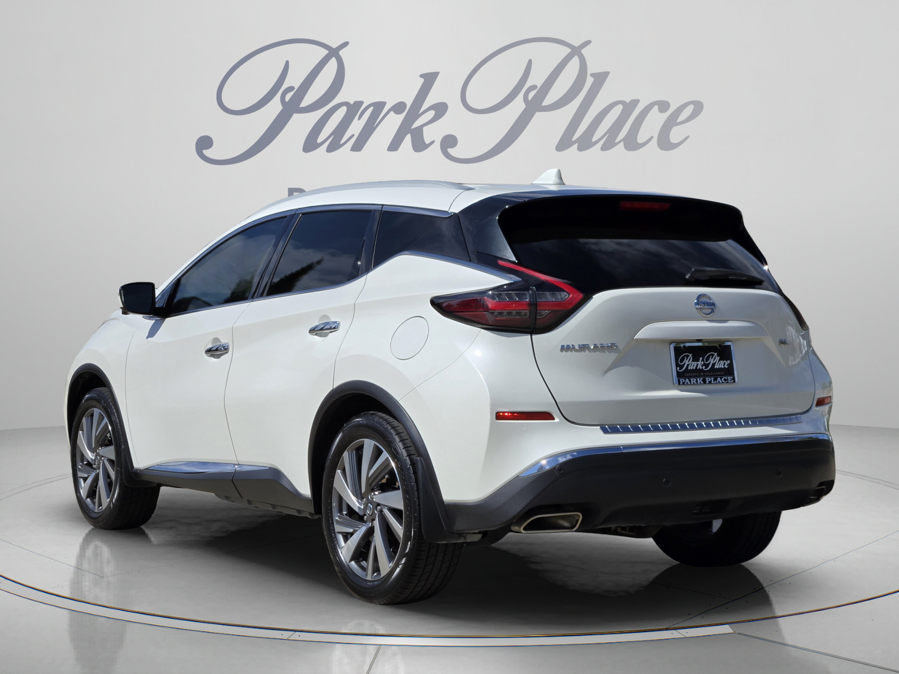 Used 2019 Nissan Murano SL w/ SL Technology Package FWD image 3