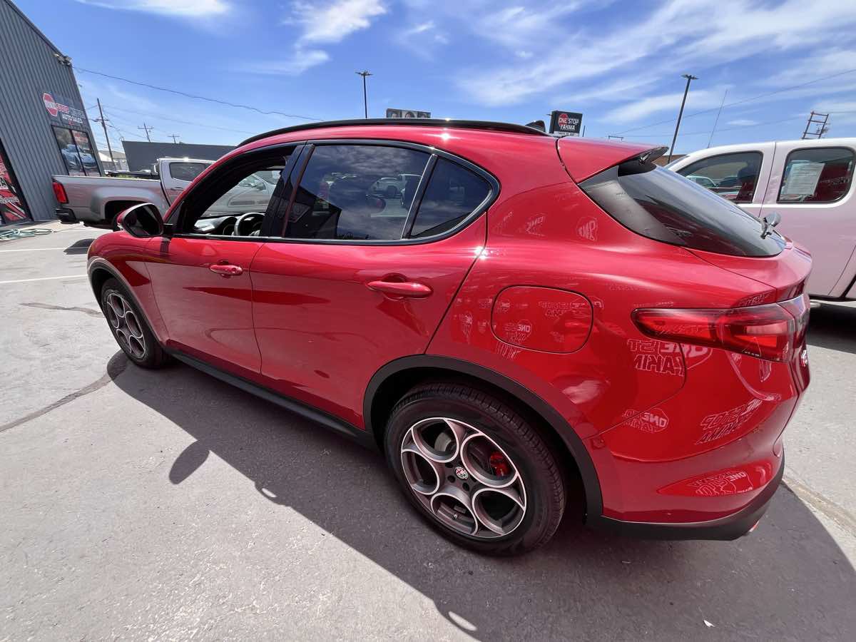 Used 2019 Alfa Romeo Stelvio Ti Sport w/ Quick Order Package 22S Sport AWD/4WD image 7