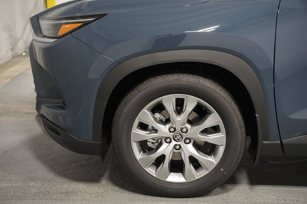 New 2026 Toyota Grand Highlander FWD image 5