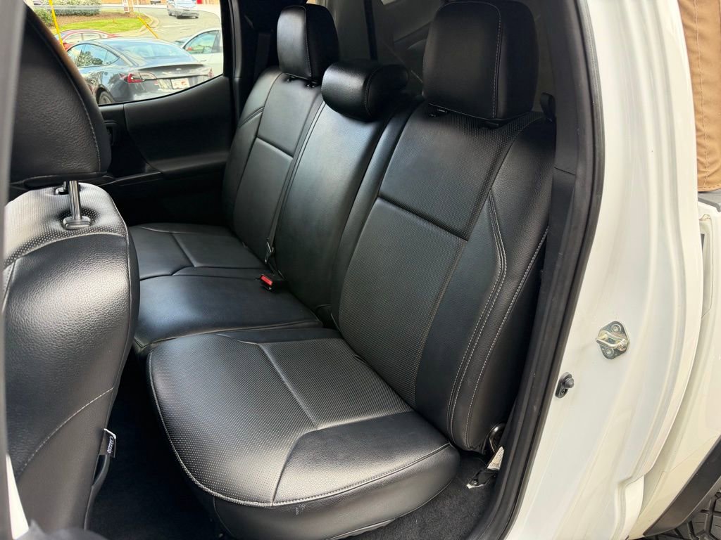 Used 2019 Toyota Tacoma TRD Off-Road image 30