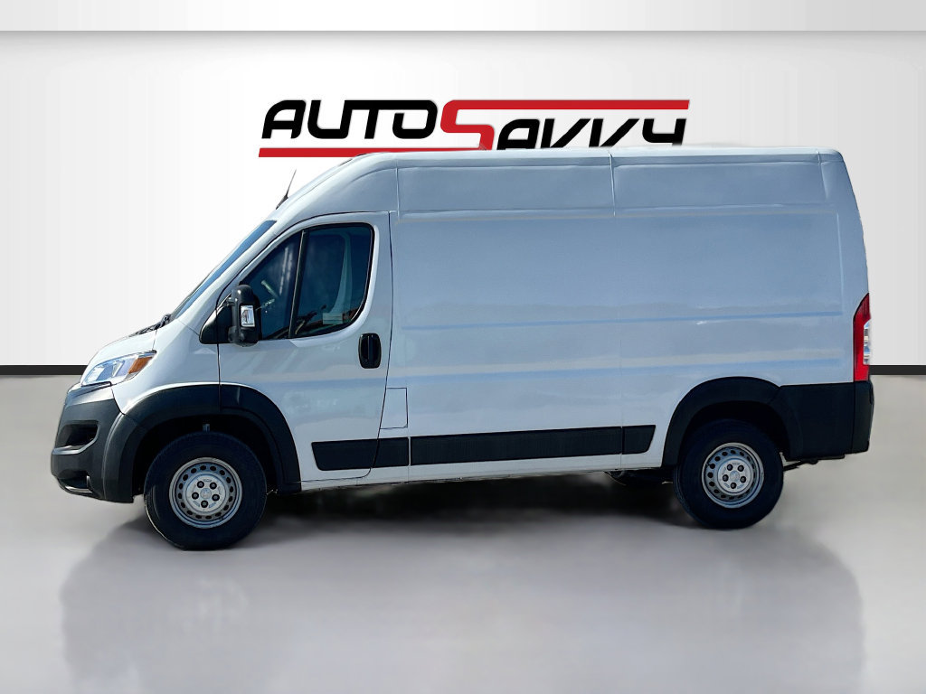 Used 2023 RAM ProMaster 2500 w/ Driver Convenience Group FWD image 4