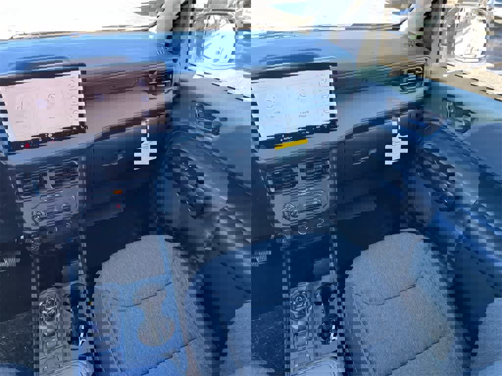 New 2025 Ford Maverick XLT w/ XLT Luxury Package image 20