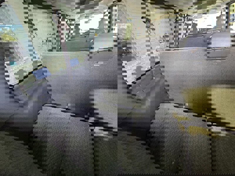 Used 2009 Chevrolet Express 3500 LS w/ LT Preferred Equipment Group image 20