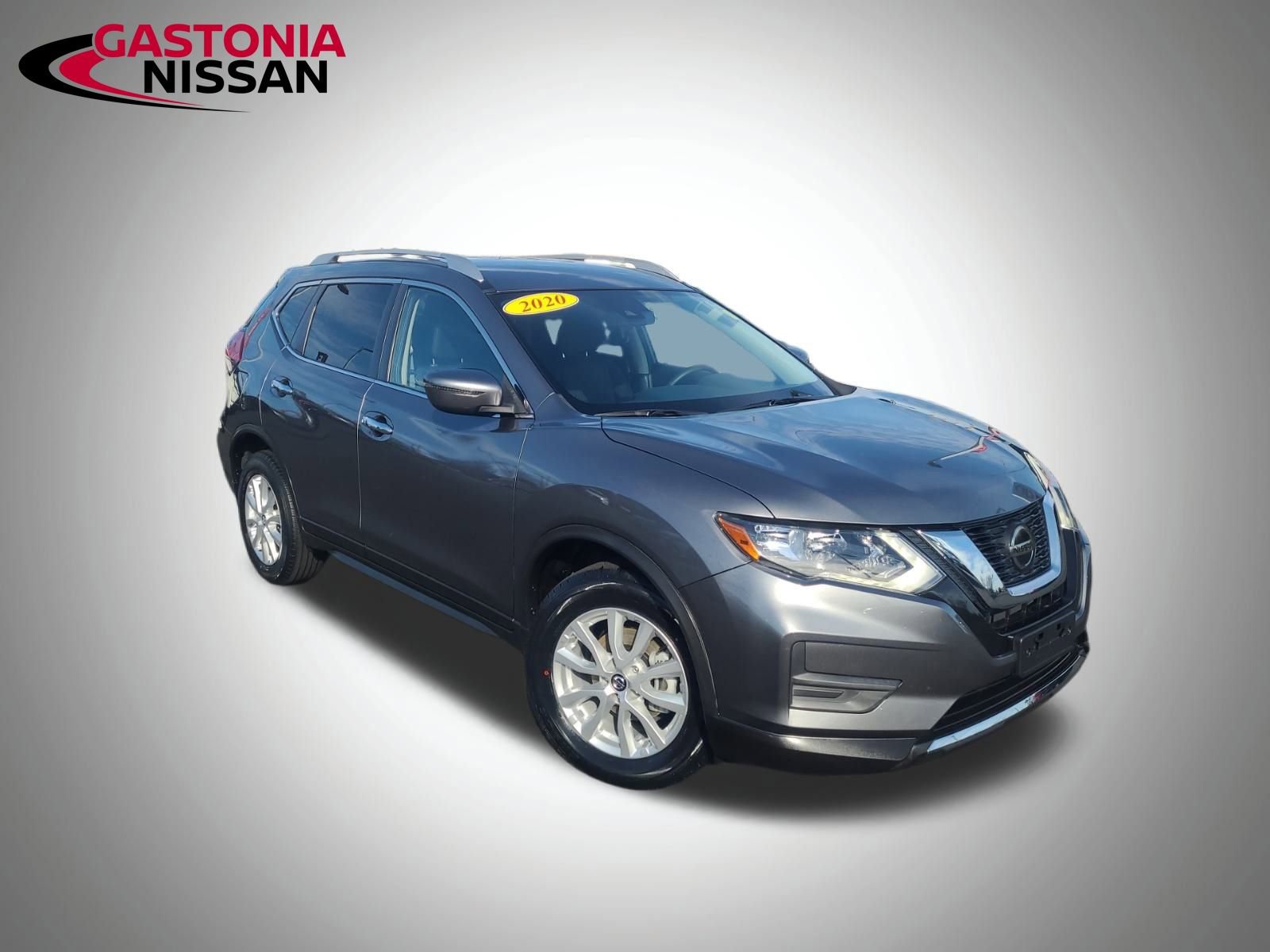 Used 2020 Nissan Rogue SV image 2