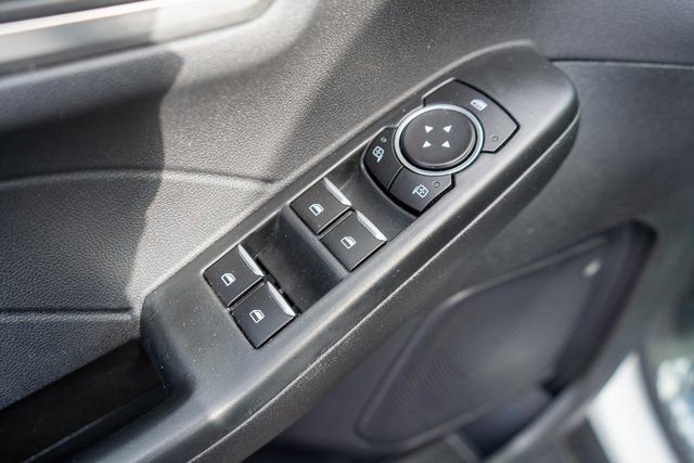 Used 2022 Ford Escape Titanium w/ Class II Trailer Tow Package image 20