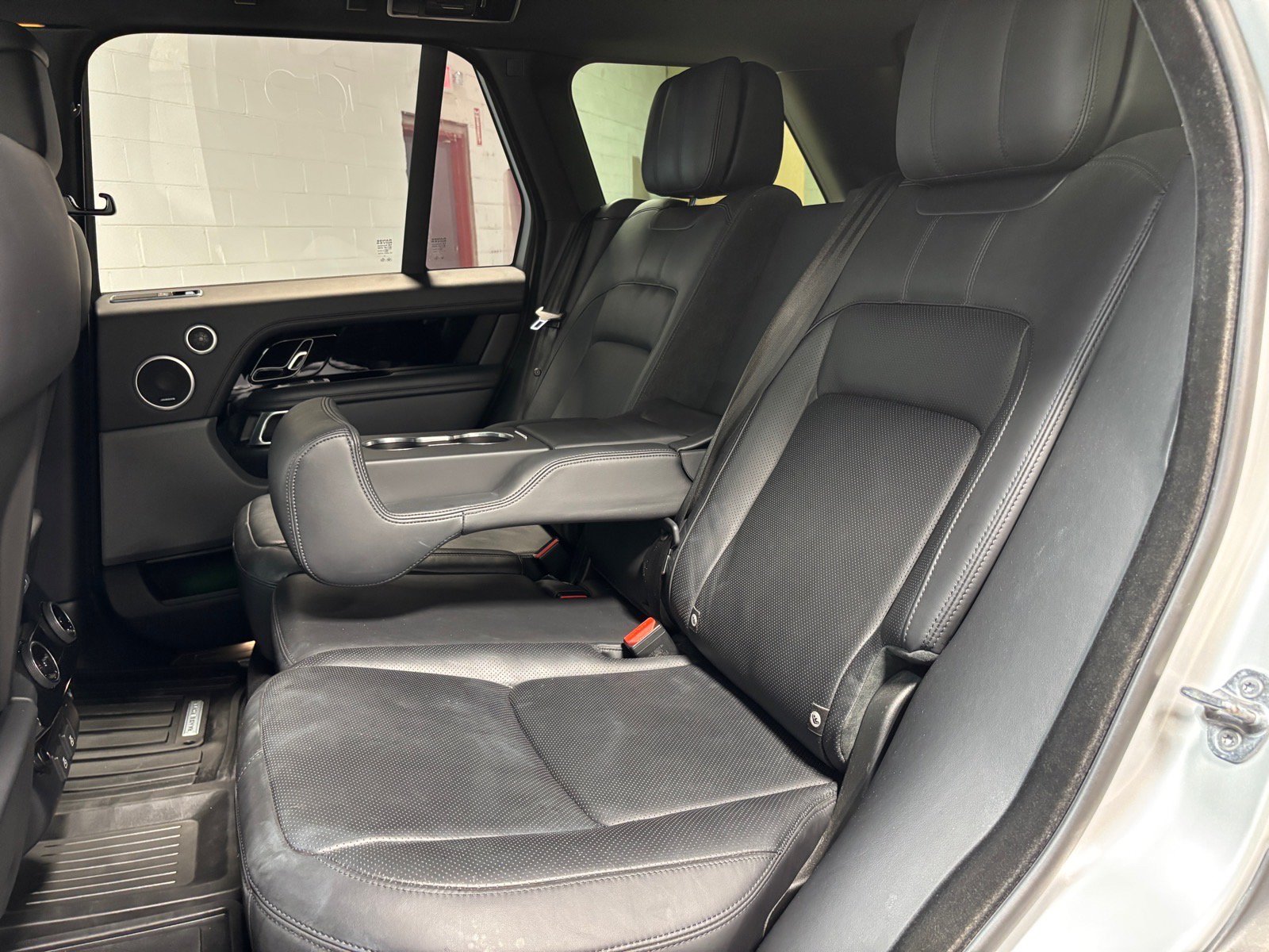 Used 2022 Land Rover Range Rover Westminster Edition AWD/4WD image 28