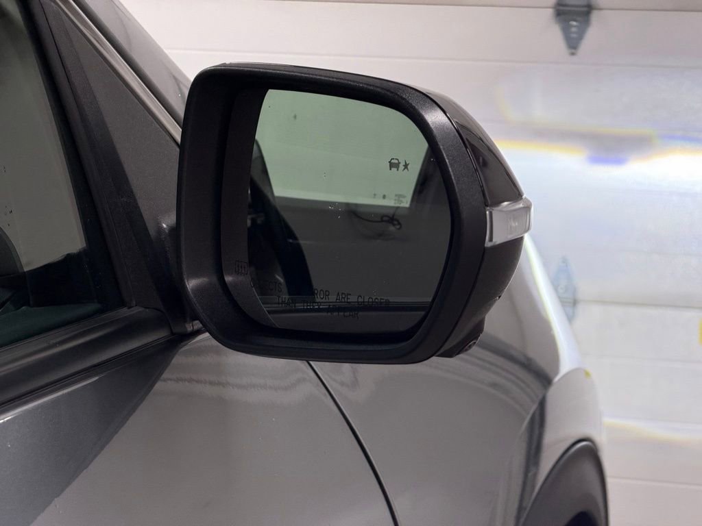 Certified 2025 GMC Acadia Elevation w/ LPO, Floor Liner Package image 28