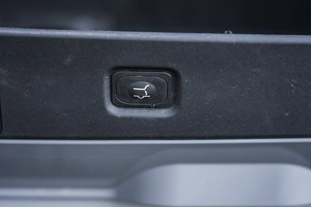 Used 2025 Ford Expedition Active image 20