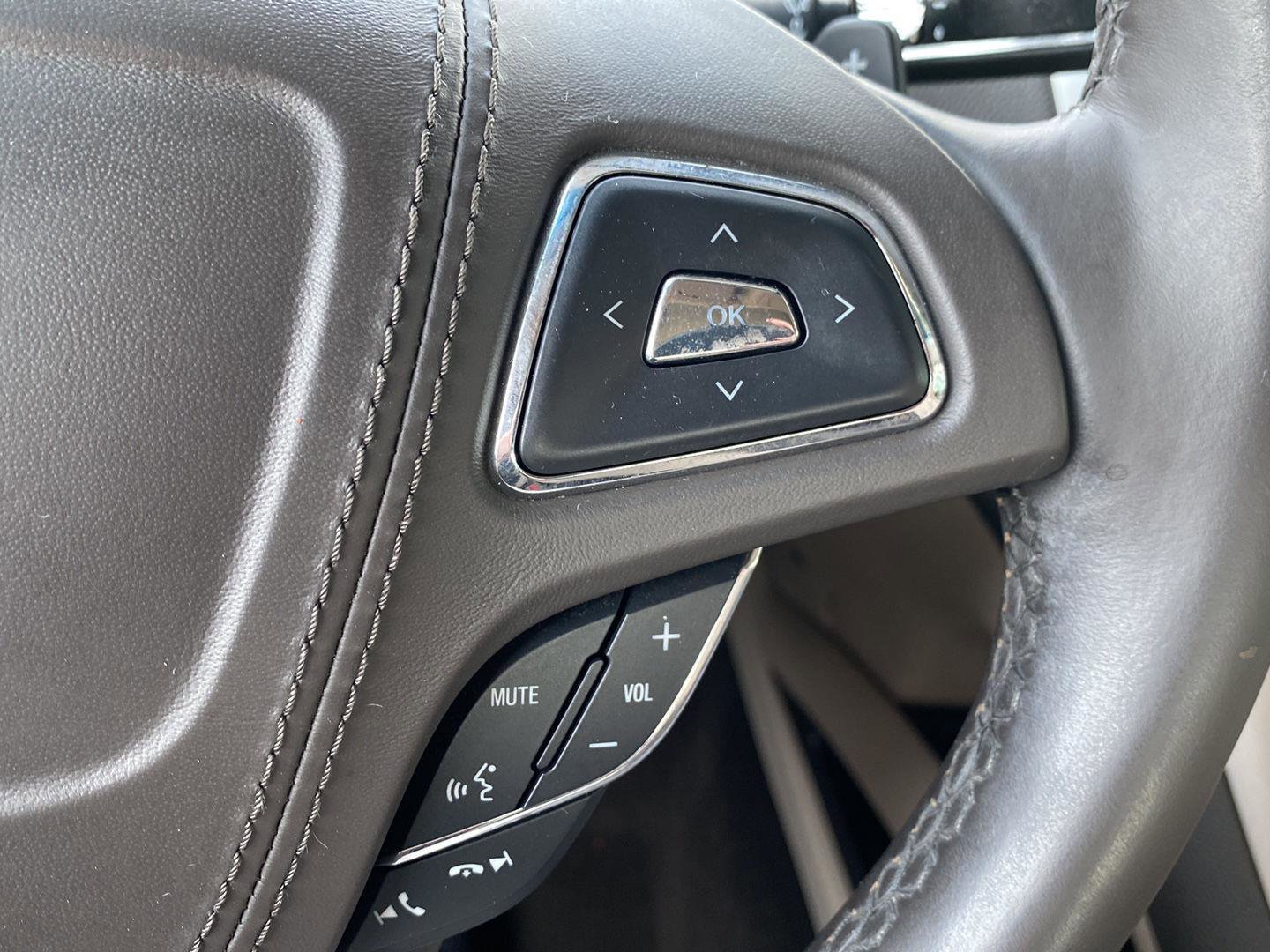 Used 2019 Lincoln MKZ Reserve w/ Luxury Package image 39