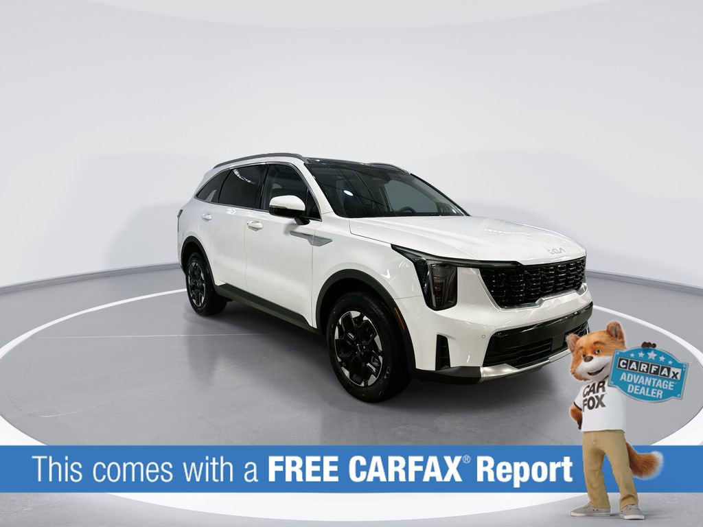 Used 2025 Kia Sorento S w/ Panoramic Sunroof Package image 2