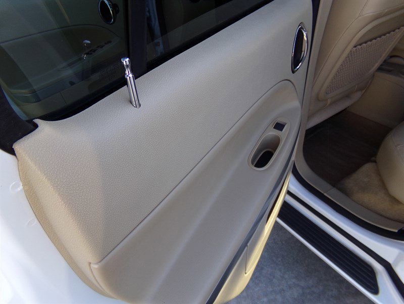 Used 2010 Chevrolet HHR LT w/ LT Preferred Equipment Group image 60