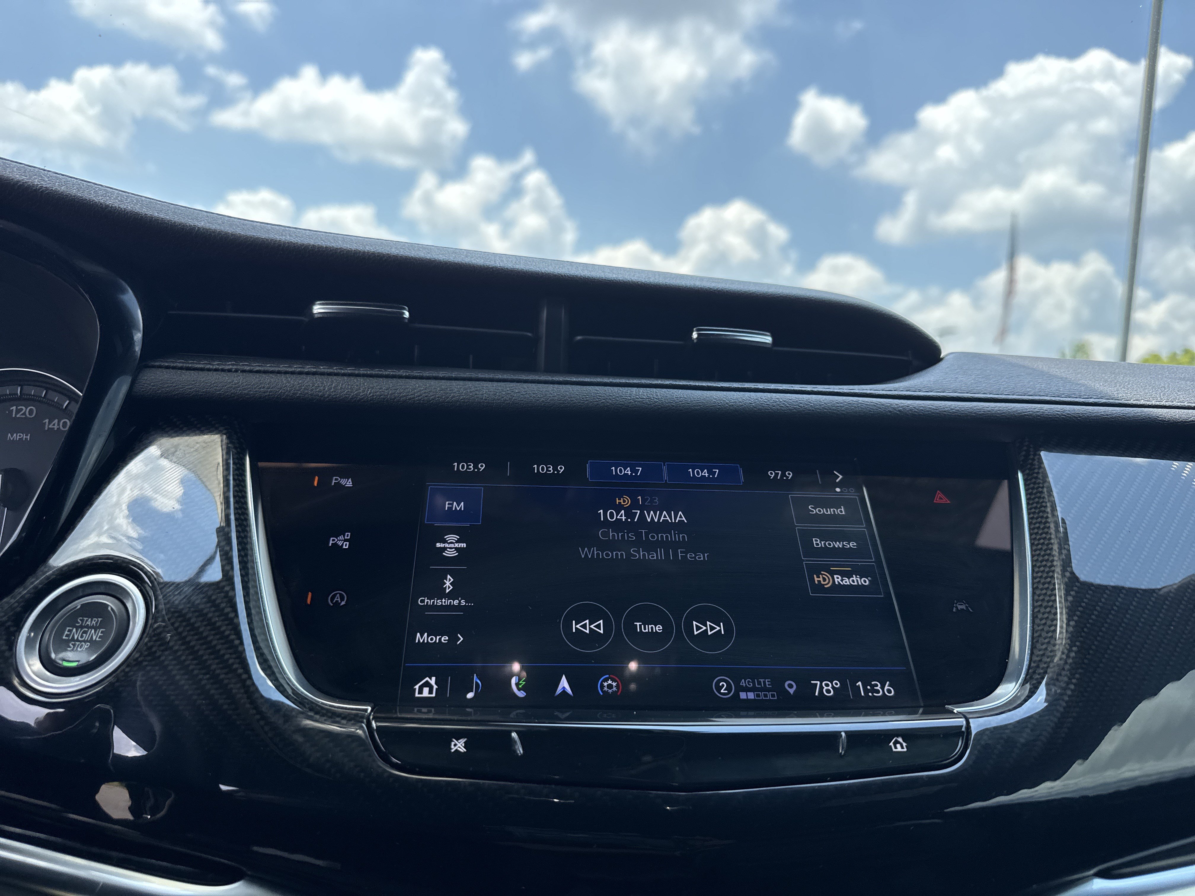 Used 2023 Cadillac XT6 Sport w/ Technology Package AWD/4WD image 22