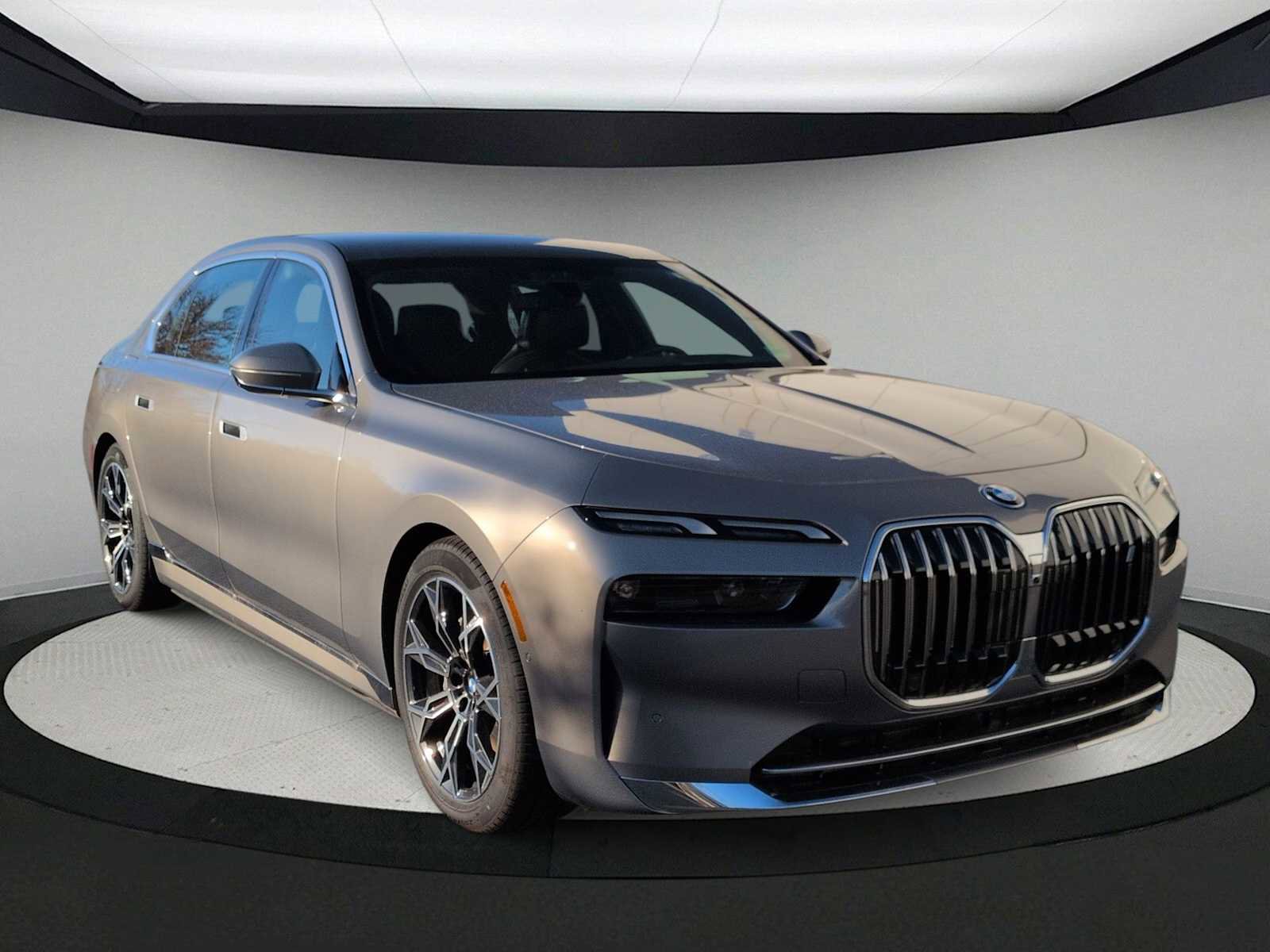 New 2025 BMW i7 eDrive50 image 2