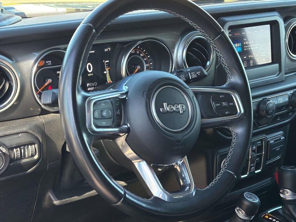 Used 2021 Jeep Wrangler Unlimited Sahara image 11