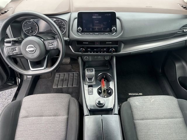 Used 2023 Nissan Rogue SV image 24