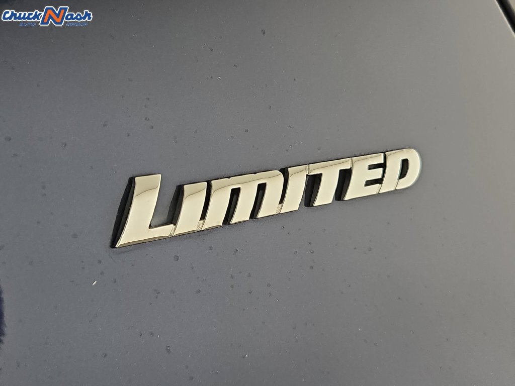 Used 2024 Toyota 4Runner Limited RWD image 37