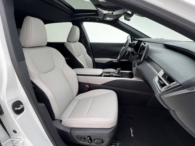 Used 2025 Lexus RX 350h AWD/4WD image 15