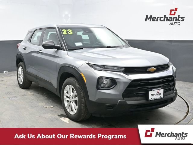 Used 2023 Chevrolet TrailBlazer LS AWD/4WD image 1