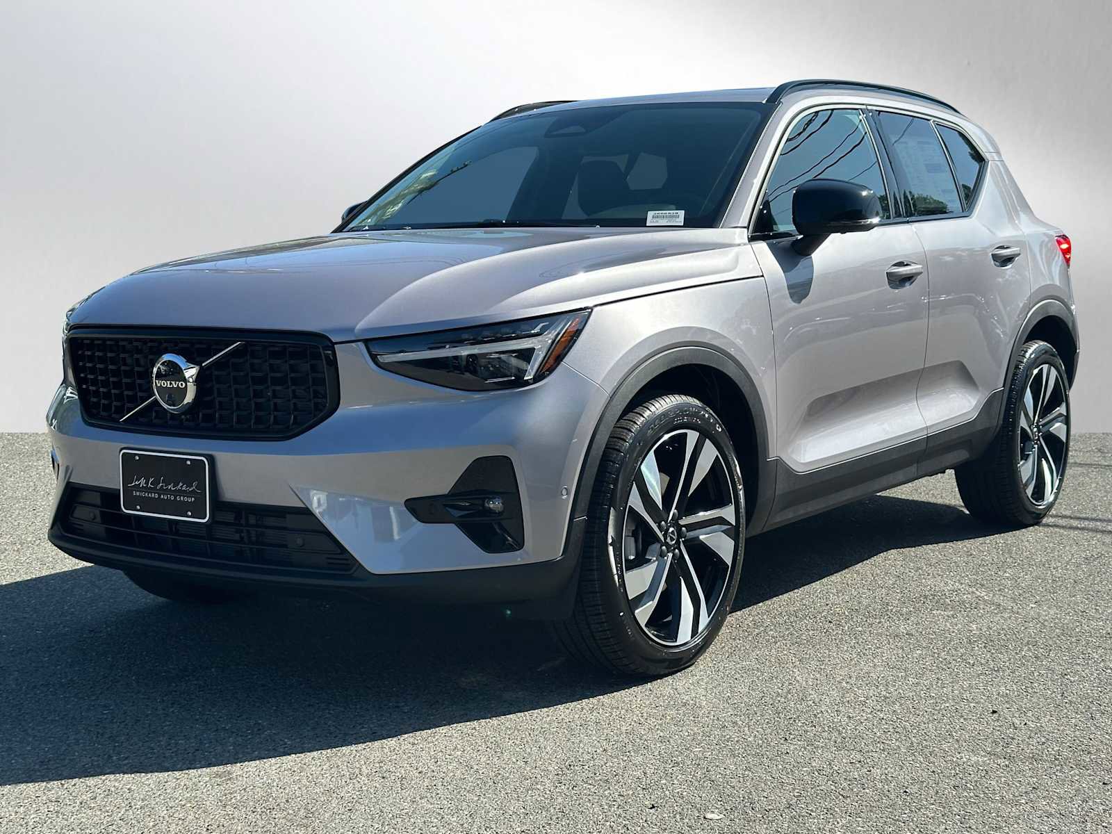 New 2026 Volvo XC40 B5 Ultra w/ Climate Package image 7