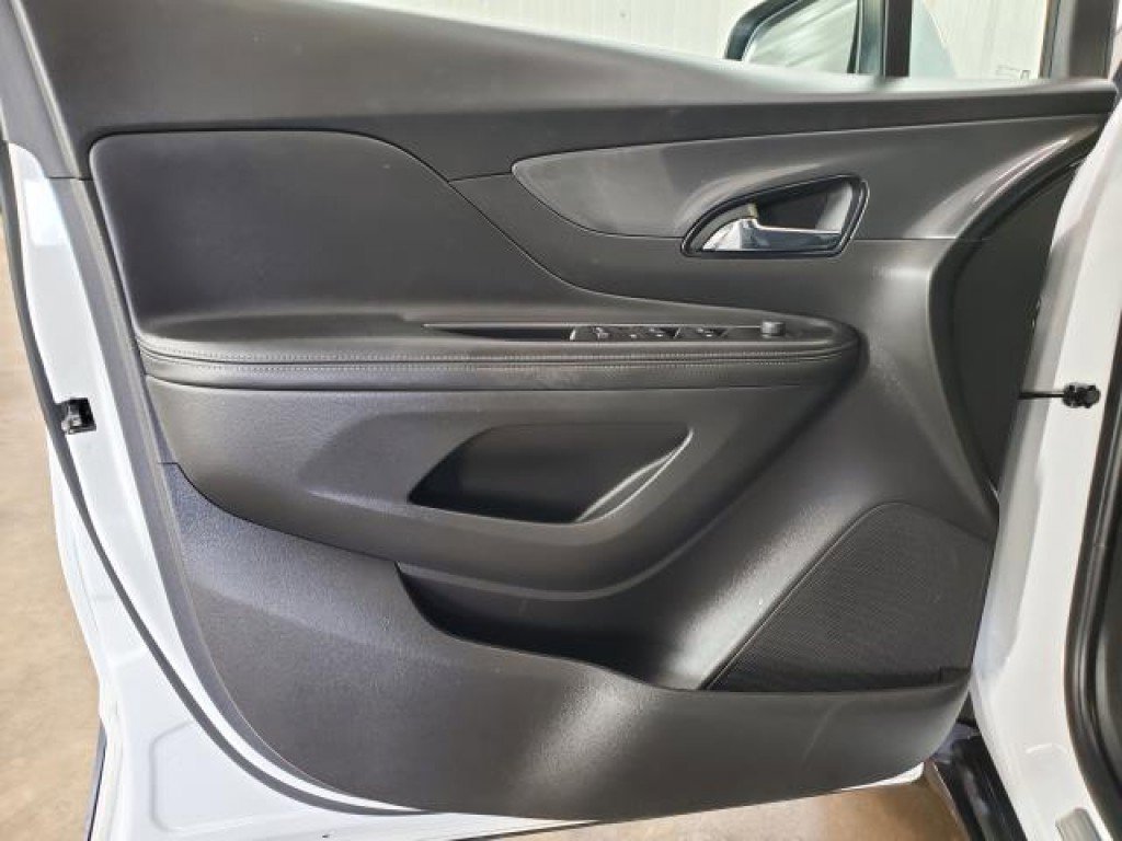Used 2019 Buick Encore Preferred image 10