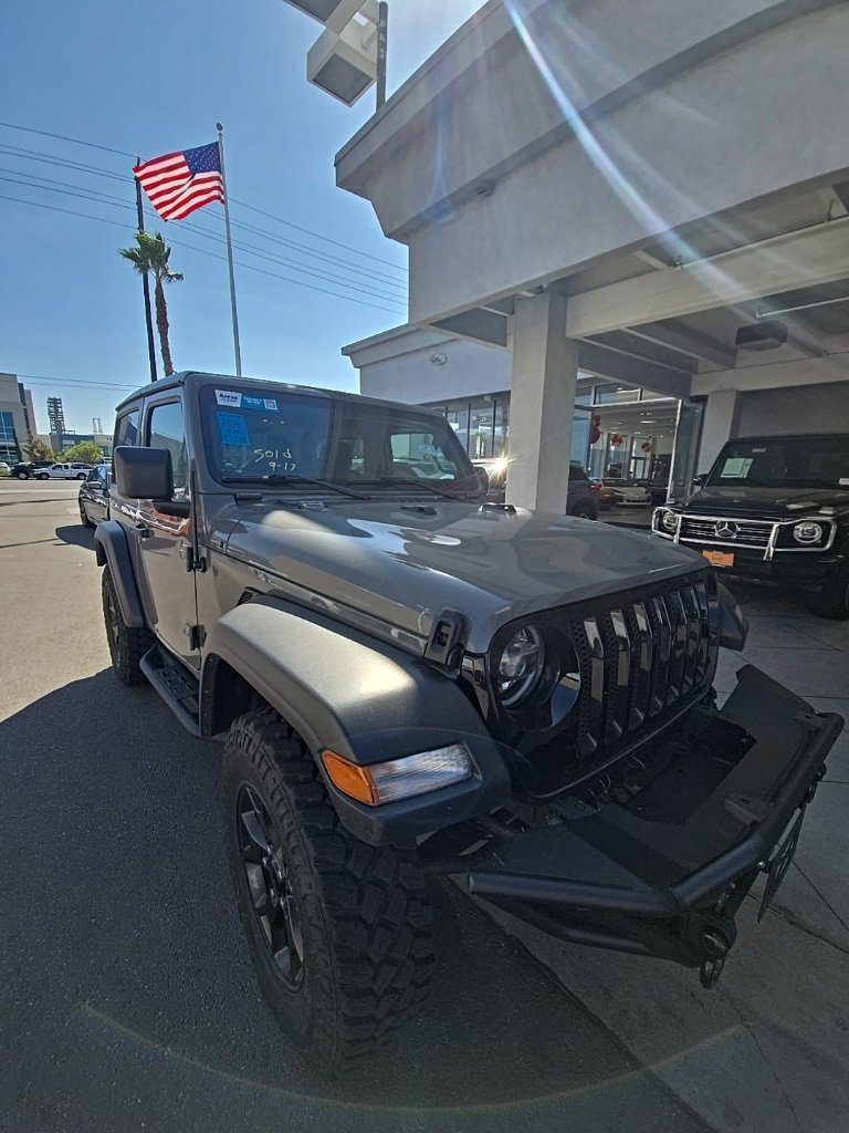 Used 2022 Jeep Wrangler Willys image 2