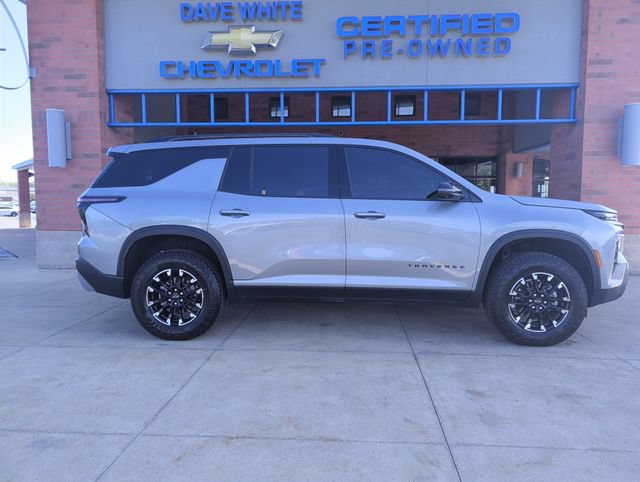 Used 2026 Chevrolet Traverse Z71 w/ LPO, Floor Liner Package AWD/4WD image 9