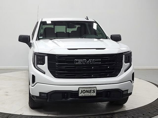 Used 2024 GMC Sierra 1500 Elevation w/ Preferred Package AWD/4WD image 2