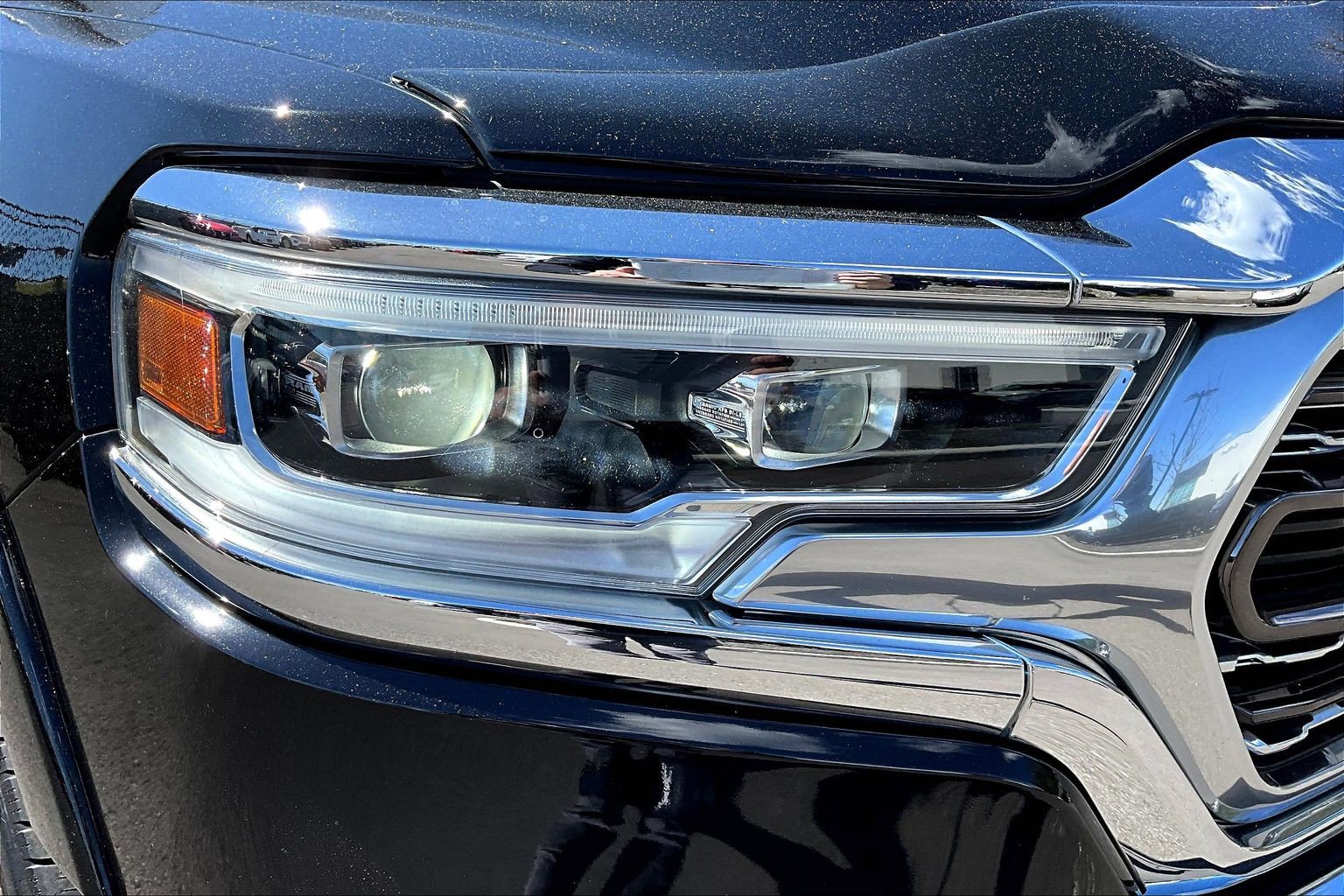 Used 2019 RAM 1500 Limited image 33