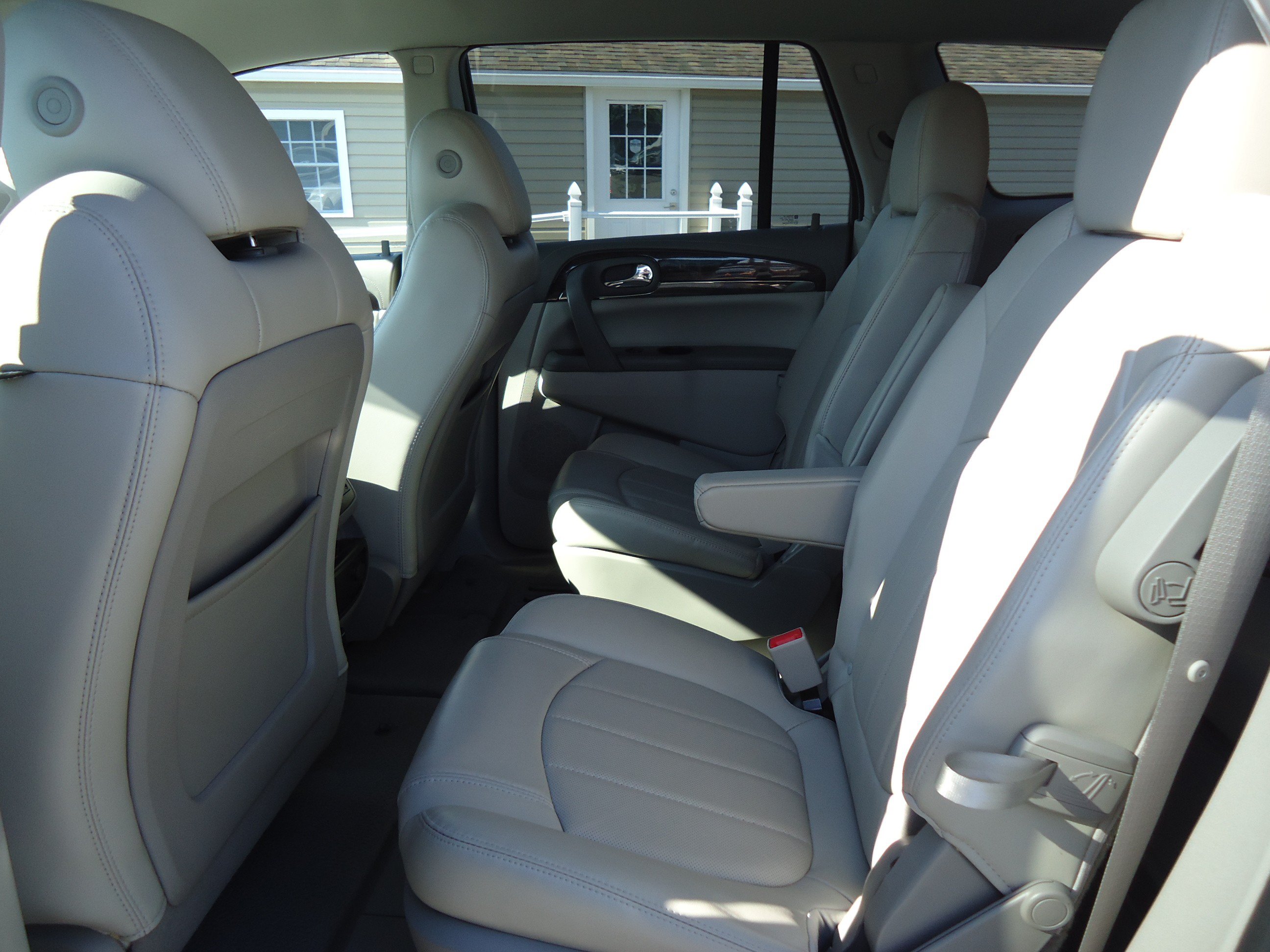 Used 2015 Buick Enclave Premium AWD/4WD image 29