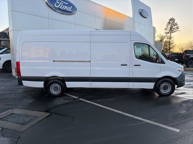 Used 2021 Mercedes-Benz Sprinter 2500 image 7