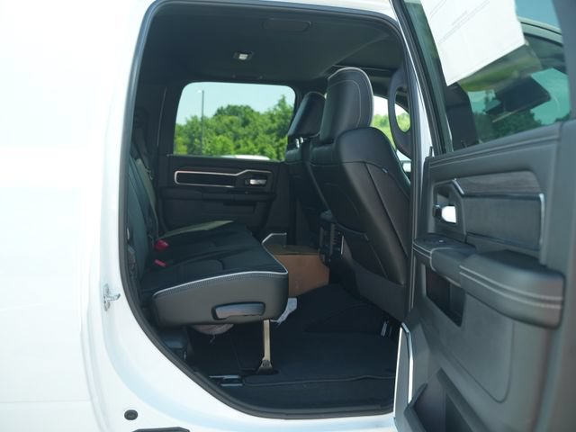 New 2026 RAM 3500 Laramie AWD/4WD image 20
