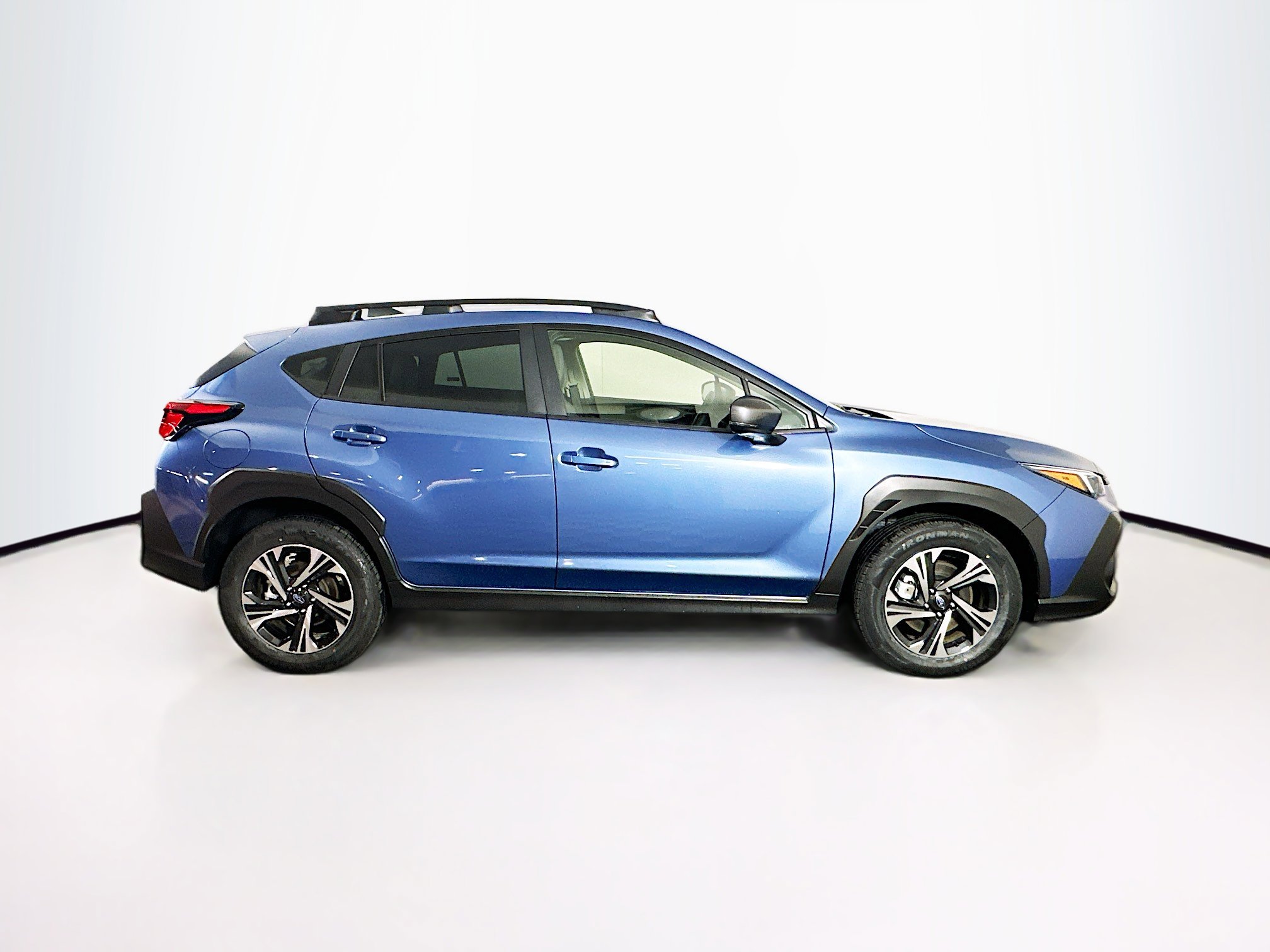 Used 2024 Subaru Crosstrek 2.0i Premium image 10