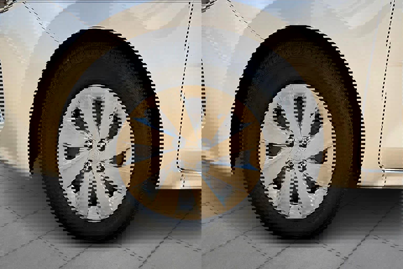 Used 2019 Kia Rio LX image 9