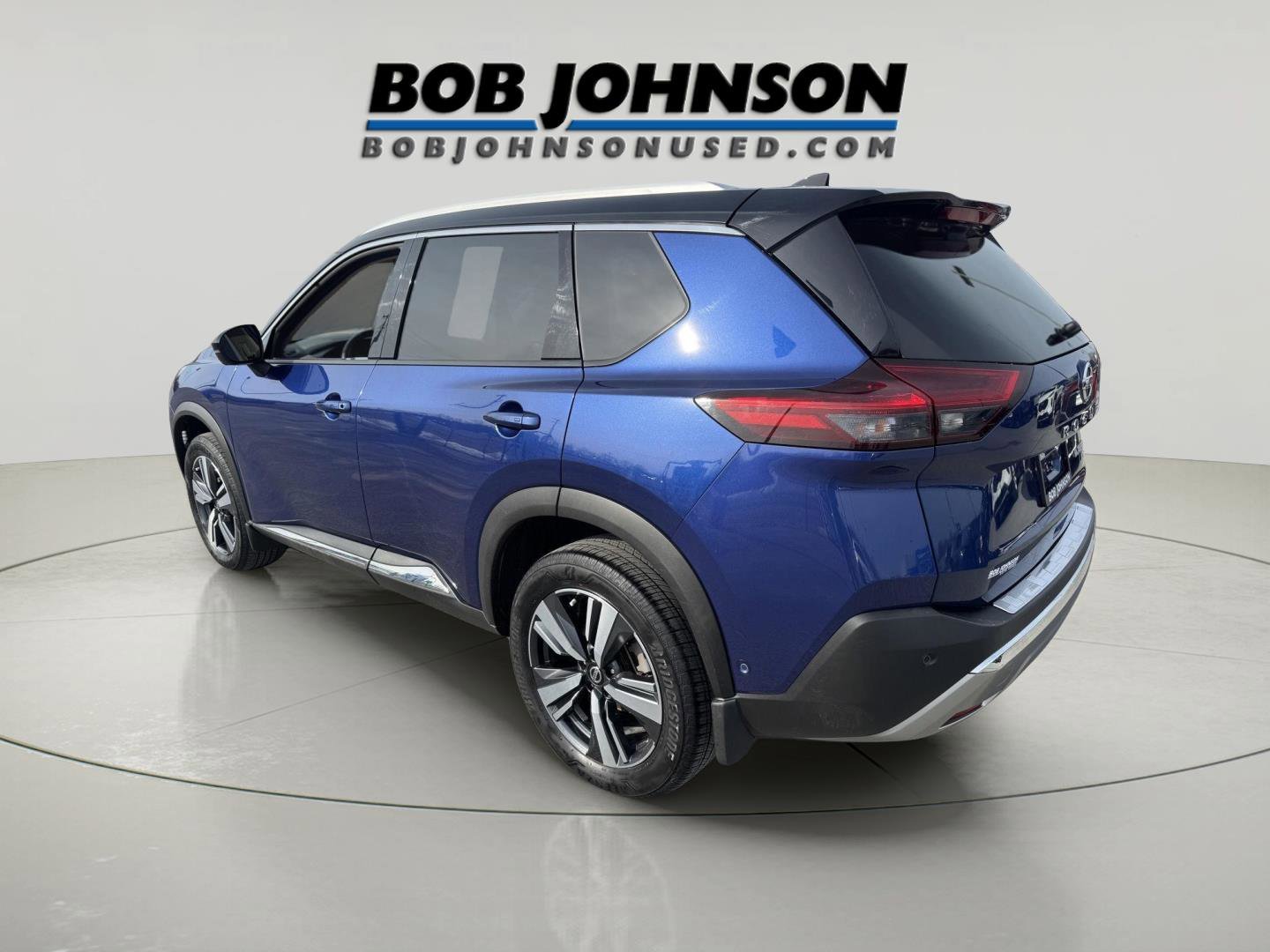 Used 2021 Nissan Rogue Platinum image 5