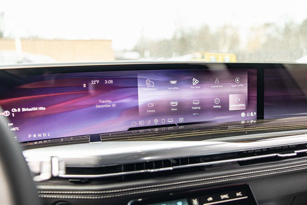 Used 2025 Cadillac Escalade Luxury image 29