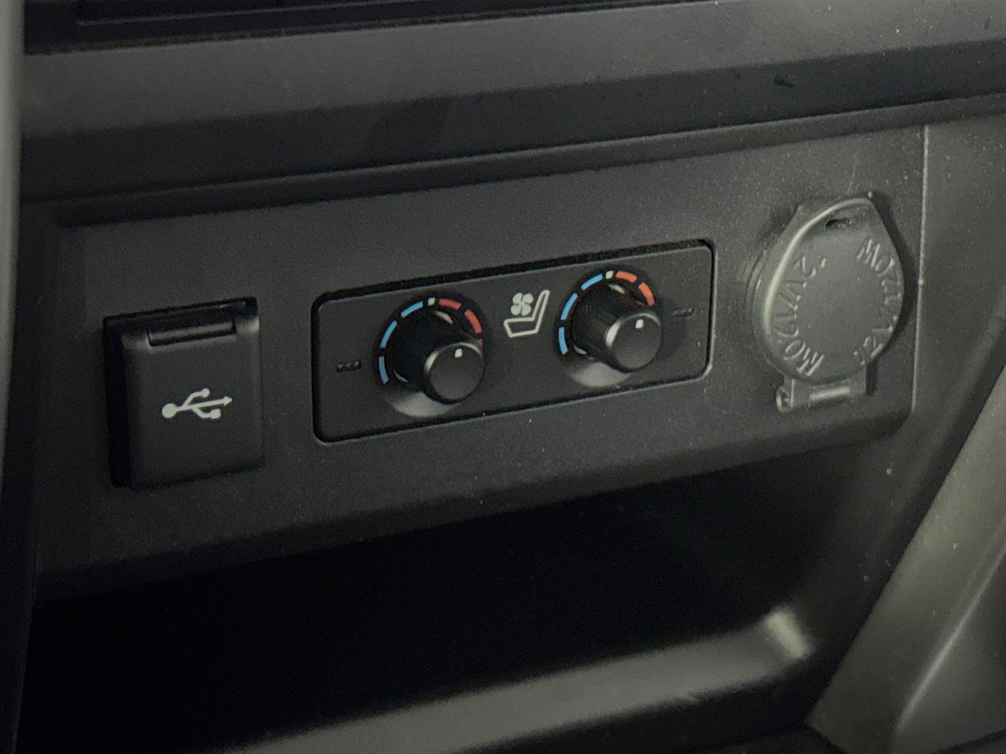 Used 2023 Toyota 4Runner Limited AWD/4WD image 20