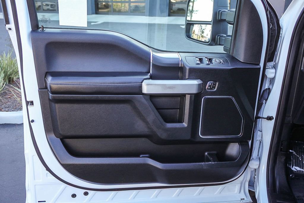 Used 2019 Ford F150 Lariat w/ Equipment Group 502A Luxury AWD/4WD image 26