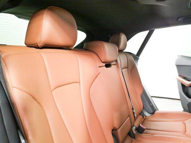 Used 2023 Audi Q8 Premium w/ Convenience Package AWD/4WD image 23