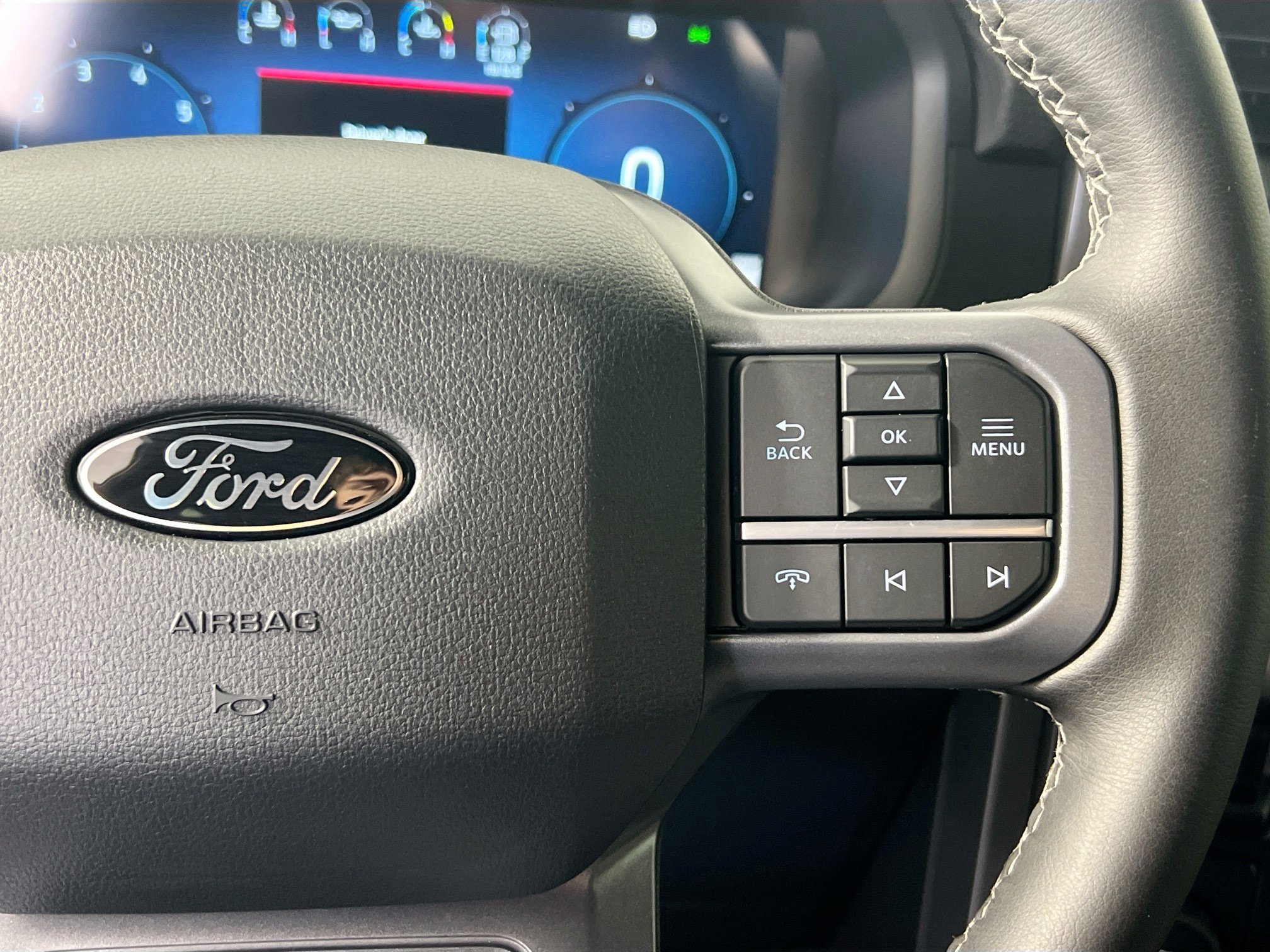 Used 2025 Ford F150 XLT w/ Equipment Group 302A MID image 19