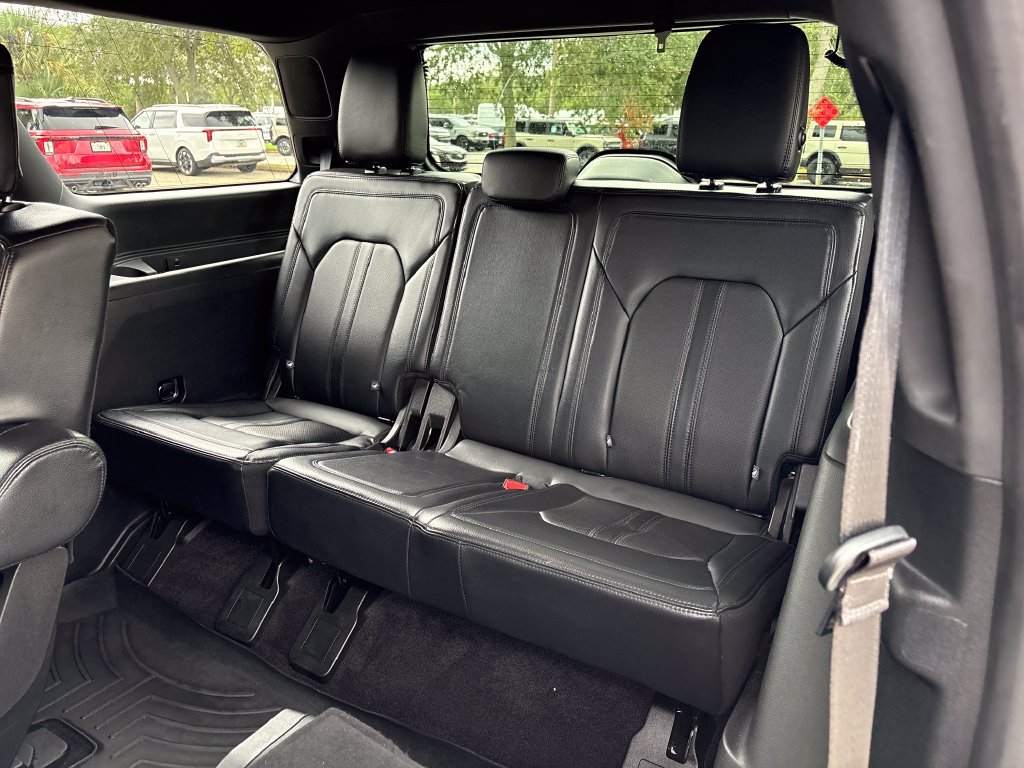 Used 2021 Ford Expedition Limited RWD image 31