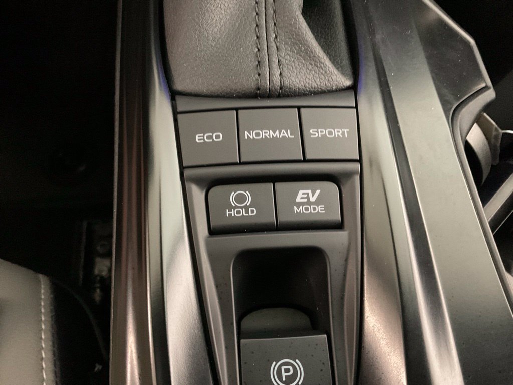 Used 2026 Toyota Camry SE FWD image 16