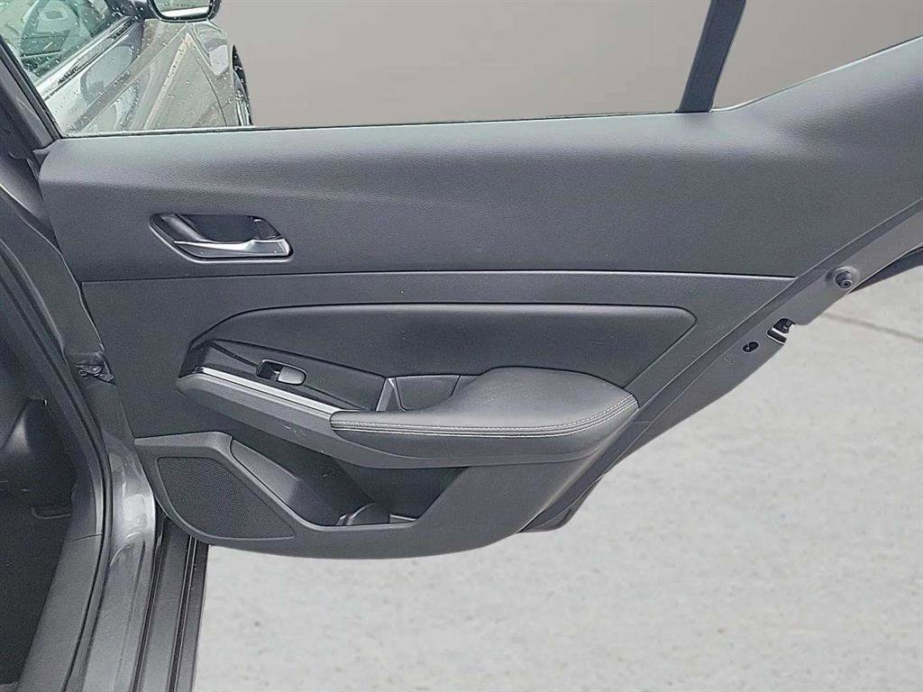 Used 2022 Nissan Altima 2.5 SV w/ SV Premium Package image 25