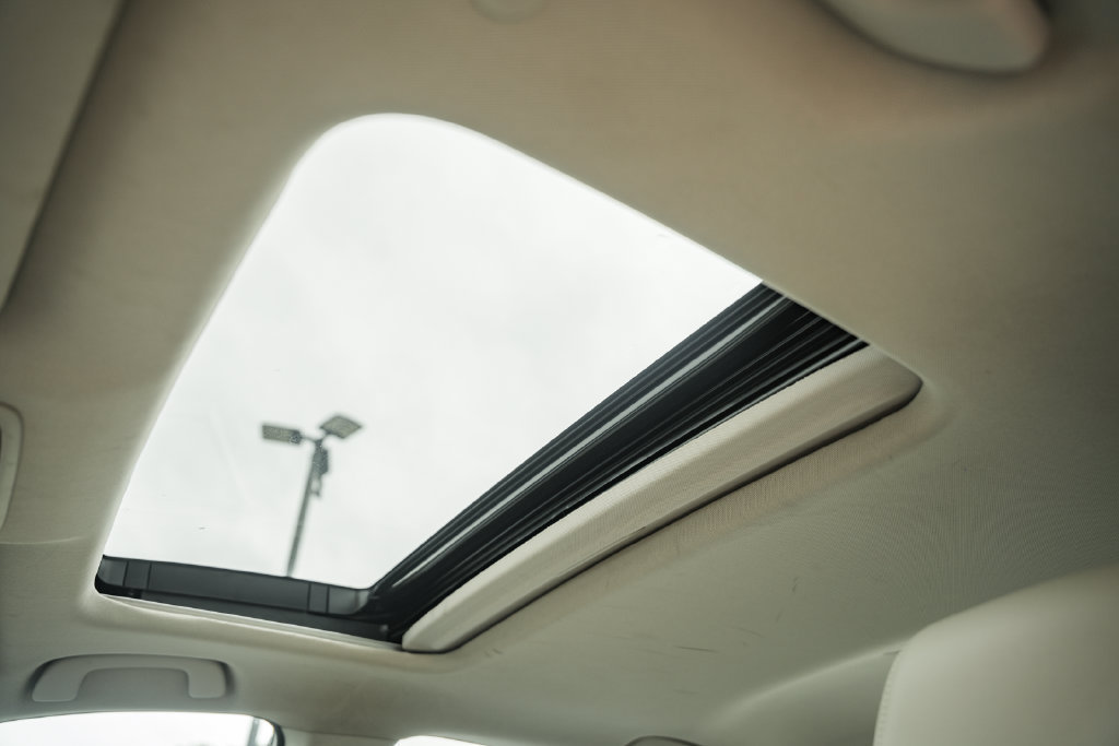 Used 2024 Honda Accord Touring image 42