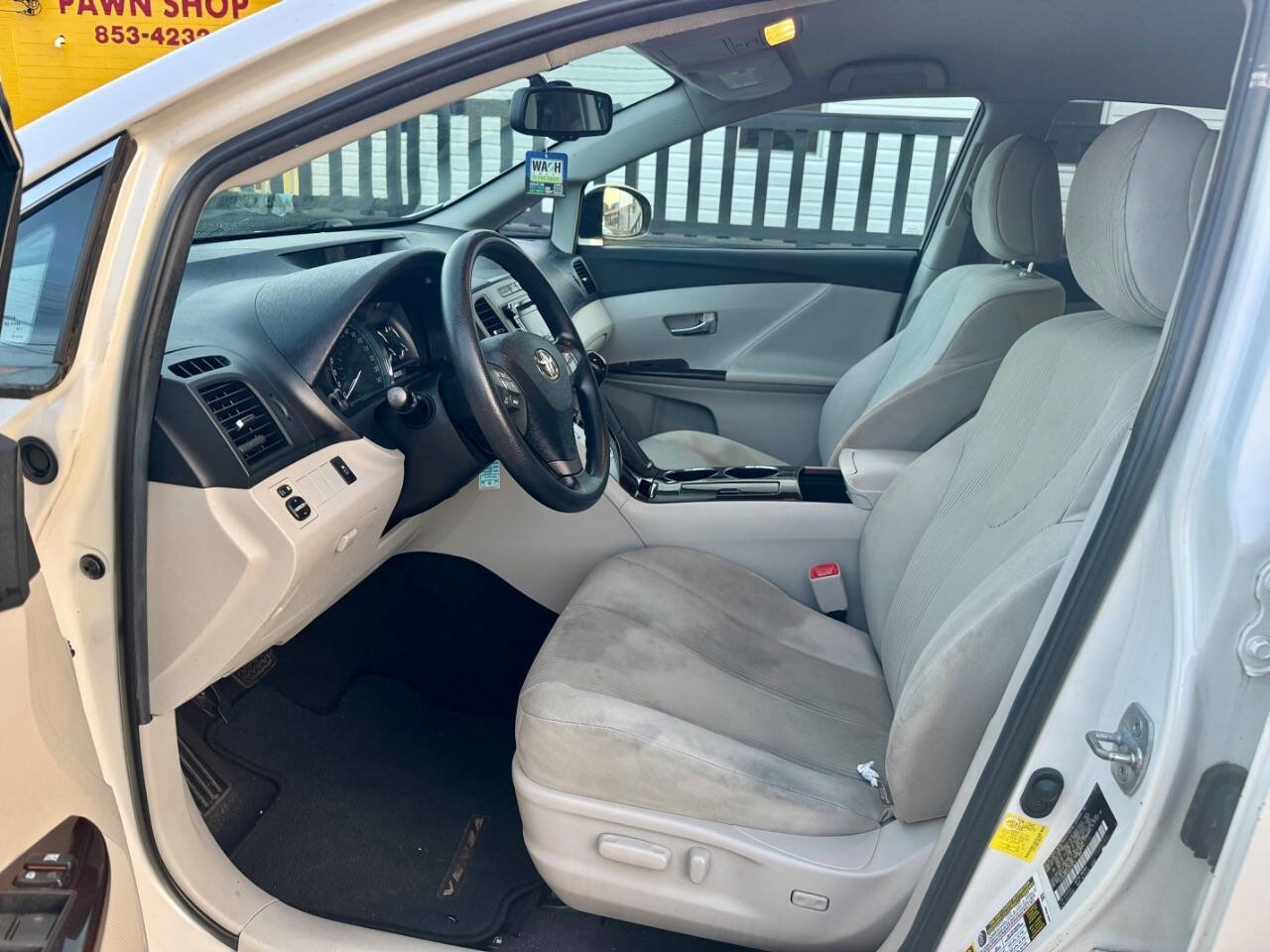 Used 2012 Toyota Venza LE image 12